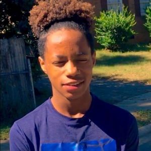 Meet your Posher, Stefan